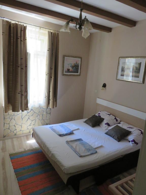 Apartment Barbara - Bojana شيبينيك الغرفة الصورة