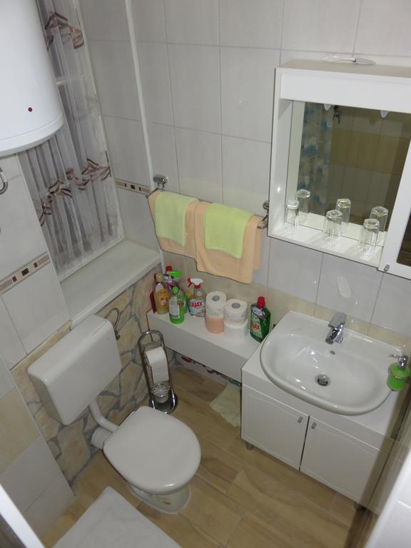 Apartment Barbara - Bojana شيبينيك الغرفة الصورة