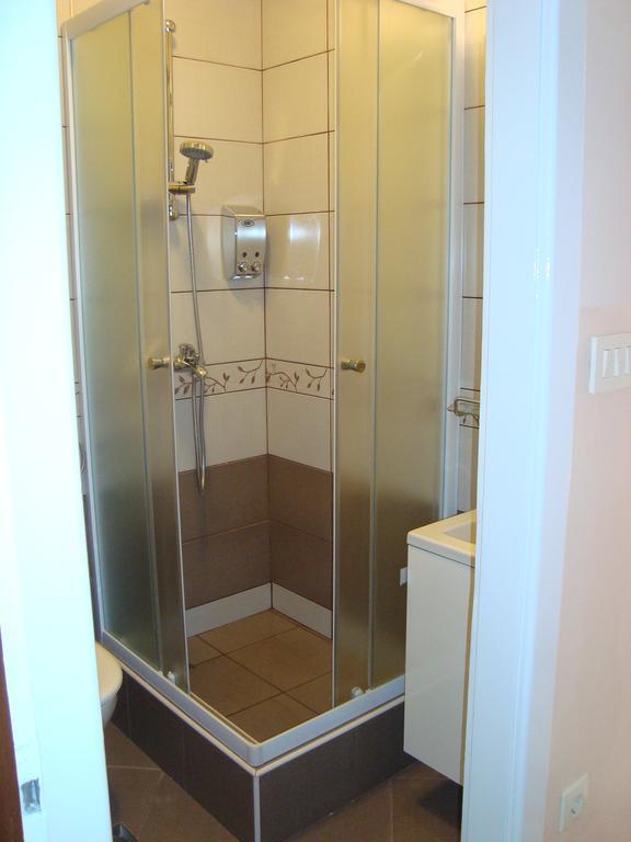 Apartment Barbara - Bojana شيبينيك الغرفة الصورة